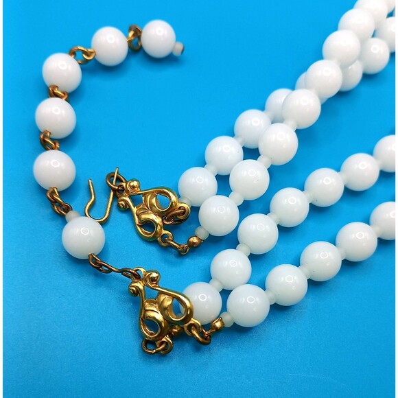 Stanley Hagler Ian St Gielar White Bead Frosted Glass flower w/Crystals Necklace - Picture 10 of 10